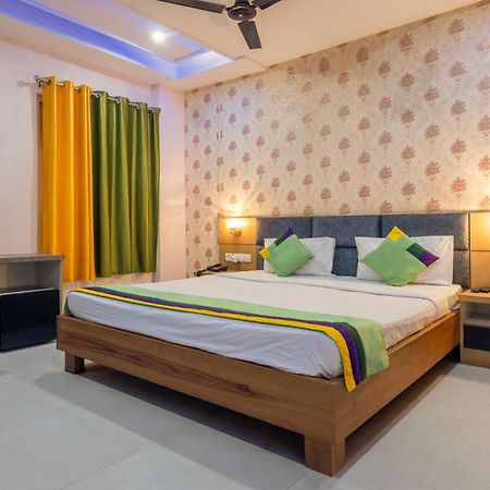 Treebo Shakuntalam, Near Lucknow Airport Hotel Exterior photo