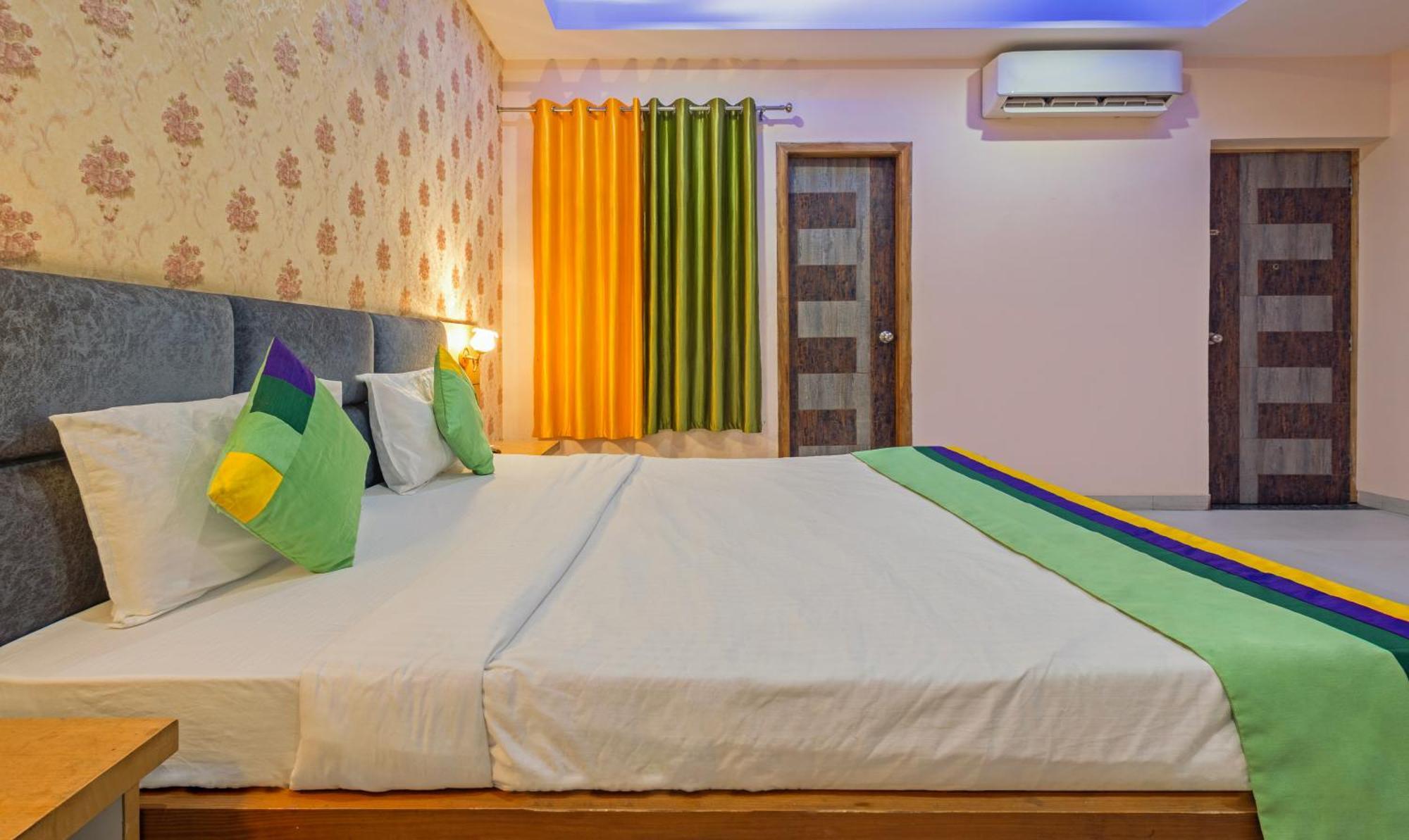 Treebo Shakuntalam, Near Lucknow Airport Hotel Exterior photo